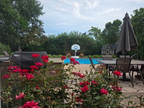 Tiny photo for 309 E Russet Way, Palatine, IL 60067 (MLS # 12623589)