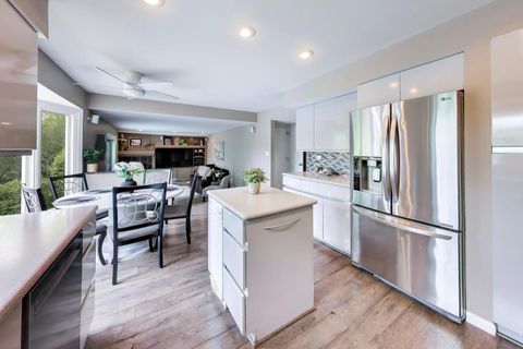 Tiny photo for 309 E Russet Way, Palatine, IL 60067 (MLS # 12623589)