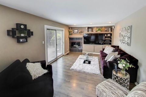 Tiny photo for 309 E Russet Way, Palatine, IL 60067 (MLS # 12623589)