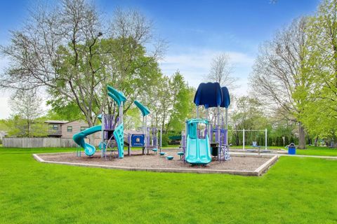 Tiny photo for 309 E Russet Way, Palatine, IL 60067 (MLS # 12623589)