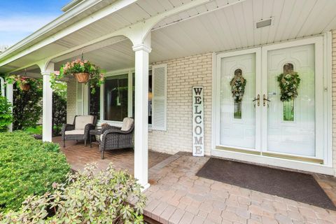 Tiny photo for 309 E Russet Way, Palatine, IL 60067 (MLS # 12623589)