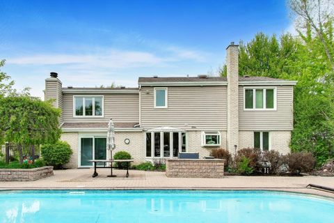 Tiny photo for 309 E Russet Way, Palatine, IL 60067 (MLS # 12623589)