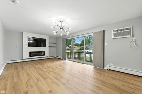 Tiny photo for 523 N Pleasant Drive #1A, Glenwood, IL 60425 (MLS # 12453304)