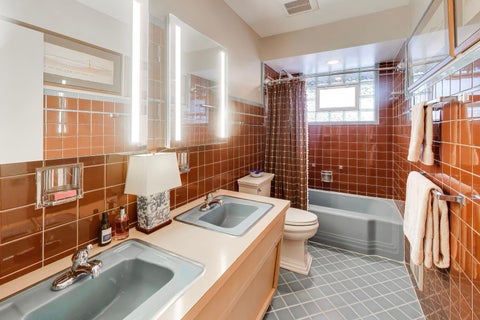Tiny photo for 2646 W Birchwood Avenue, Chicago, IL 60645 (MLS # 12659431)