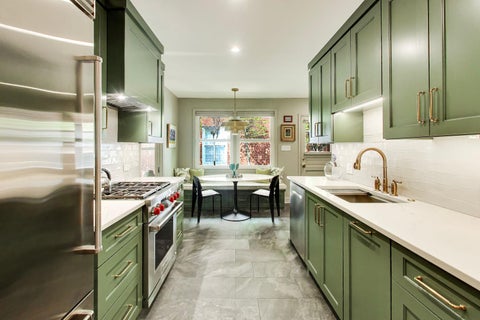 Tiny photo for 2646 W Birchwood Avenue, Chicago, IL 60645 (MLS # 12659431)
