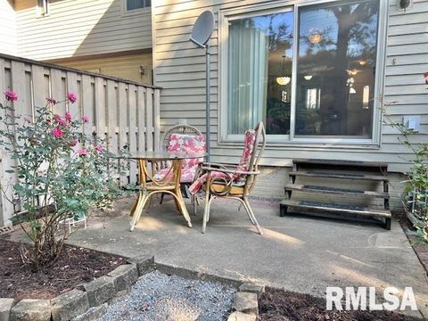 Tiny photo for 3550 DEVILS GLEN Road, Bettendorf, IA 52722 (MLS # QC4267787)