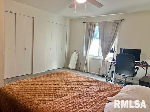 Tiny photo for 3550 DEVILS GLEN Road, Bettendorf, IA 52722 (MLS # QC4267787)