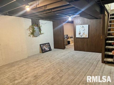 Tiny photo for 3550 DEVILS GLEN Road, Bettendorf, IA 52722 (MLS # QC4267787)