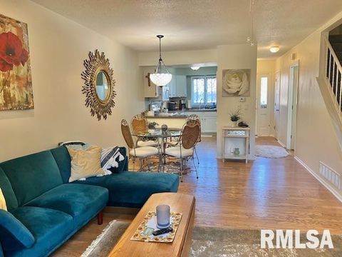 Tiny photo for 3550 DEVILS GLEN Road, Bettendorf, IA 52722 (MLS # QC4267787)