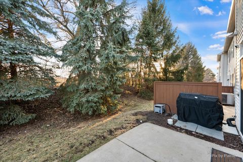 Tiny photo for 2958 Langston Circle #2958, St. Charles, IL 60175 (MLS # 12568930)