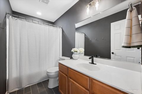 Tiny photo for 2958 Langston Circle #2958, St. Charles, IL 60175 (MLS # 12568930)