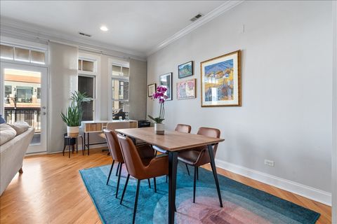 Tiny photo for 3058 N Lincoln Avenue #3, Chicago, IL 60657 (MLS # 12618752)