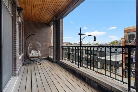 Tiny photo for 3058 N Lincoln Avenue #3, Chicago, IL 60657 (MLS # 12618752)