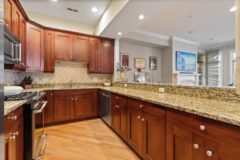 Tiny photo for 3058 N Lincoln Avenue #3, Chicago, IL 60657 (MLS # 12618752)