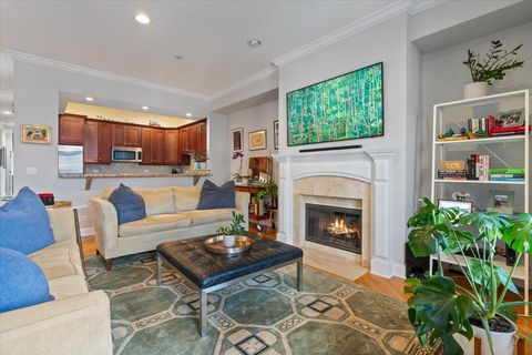 Tiny photo for 3058 N Lincoln Avenue #3, Chicago, IL 60657 (MLS # 12618752)