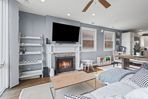 Tiny photo for 616 N MAY Street #3C, Chicago, IL 60642 (MLS # 12506296)