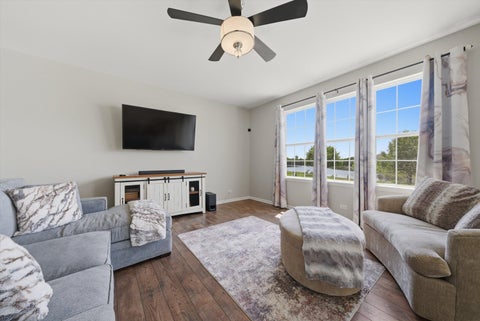 Tiny photo for 653 Otter Way, Oswego, IL 60543 (MLS # 12641557)