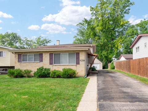 Photo of 136 N MAY Street, Addison, IL 60101 (MLS # 12748826)