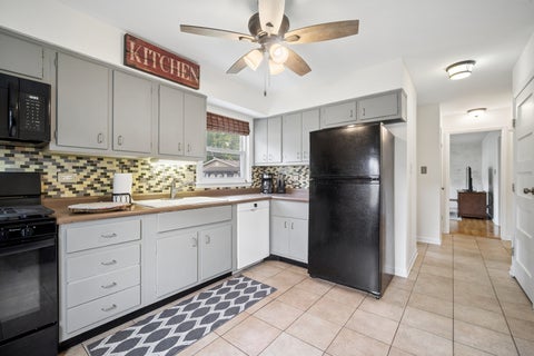 Tiny photo for 1050 E KITSON Drive, Palatine, IL 60074 (MLS # 12724873)
