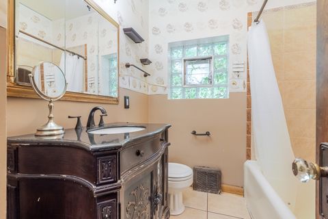 Tiny photo for 10708 S Avenue E, Chicago, IL 60617 (MLS # 12689063)