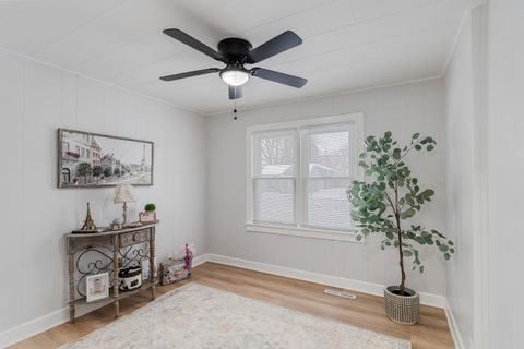 Tiny photo for 26347 W Shannon Avenue, Antioch, IL 60002 (MLS # 12529489)