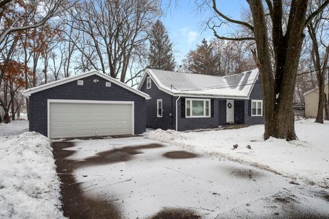 Tiny photo for 26347 W Shannon Avenue, Antioch, IL 60002 (MLS # 12529489)