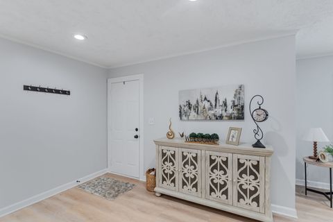 Tiny photo for 26347 W Shannon Avenue, Antioch, IL 60002 (MLS # 12529489)