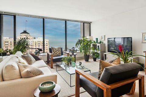 Tiny photo for 5455 N Sheridan Road #2403, Chicago, IL 60640 (MLS # 12530748)