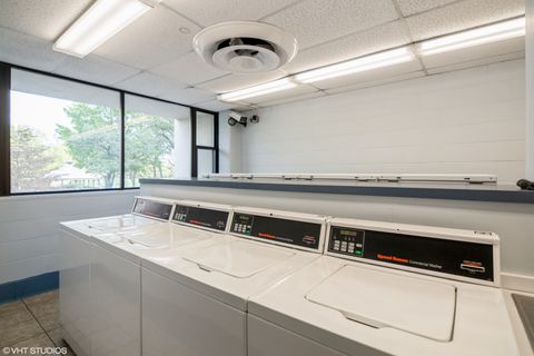 Tiny photo for 5455 N Sheridan Road #2403, Chicago, IL 60640 (MLS # 12530748)