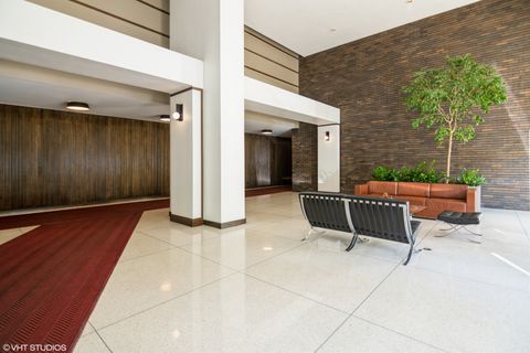 Tiny photo for 5455 N Sheridan Road #2403, Chicago, IL 60640 (MLS # 12530748)