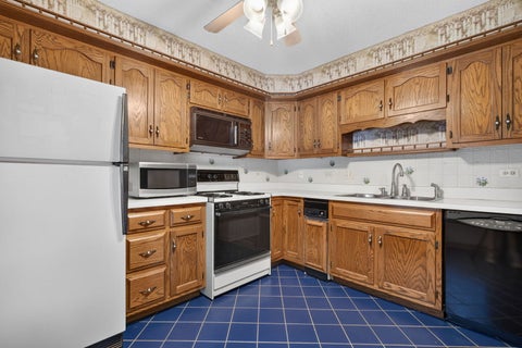 Tiny photo for 914 Shagbark Road #914, New Lenox, IL 60451 (MLS # 12691760)