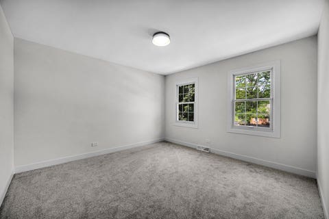 Tiny photo for 966 W Bauer Road, Naperville, IL 60563 (MLS # 12728018)