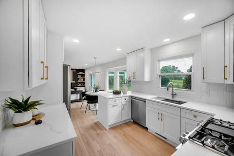 Tiny photo for 966 W Bauer Road, Naperville, IL 60563 (MLS # 12728018)