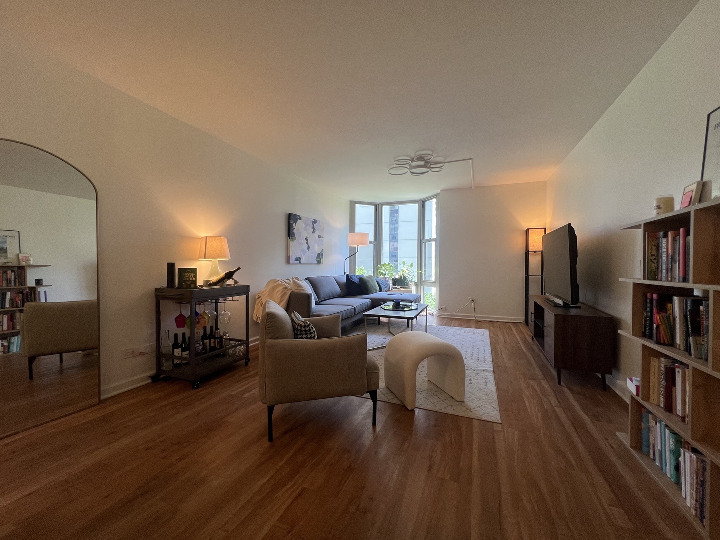 1340 N Dearborn Street 7B