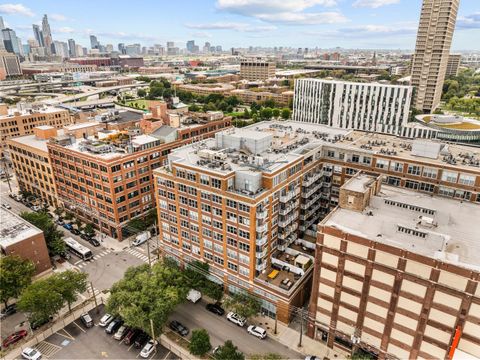 Tiny photo for 933 W Van Buren Street #326, Chicago, IL 60607 (MLS # 12488973)