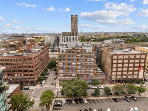 Tiny photo for 933 W Van Buren Street #326, Chicago, IL 60607 (MLS # 12488973)