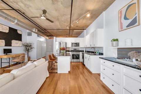 Tiny photo for 933 W Van Buren Street #326, Chicago, IL 60607 (MLS # 12488973)
