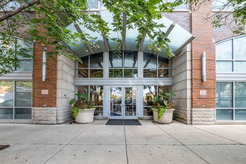 Tiny photo for 933 W Van Buren Street #326, Chicago, IL 60607 (MLS # 12488973)