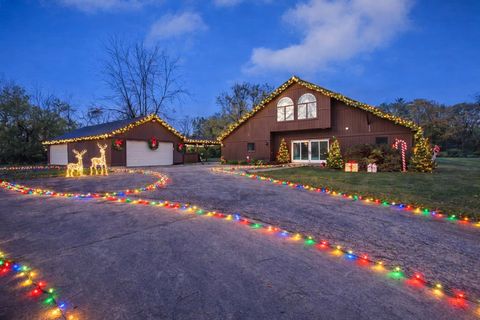 27514 N Forest Garden Road Wauconda IL 60084