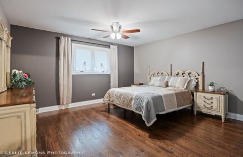 Tiny photo for 11610 Glenview Drive, Orland Park, IL 60467 (MLS # 12521778)