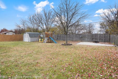 Tiny photo for 11610 Glenview Drive, Orland Park, IL 60467 (MLS # 12521778)