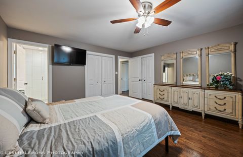 Tiny photo for 11610 Glenview Drive, Orland Park, IL 60467 (MLS # 12521778)