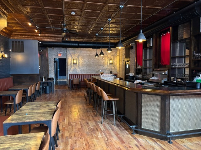 2759 W Augusta Boulevard