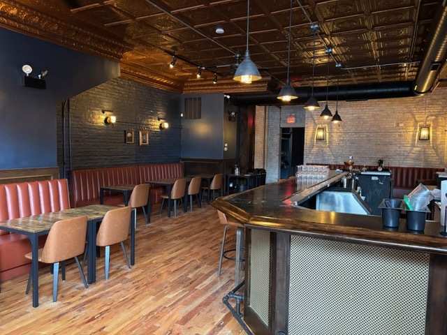 2759 W Augusta Boulevard