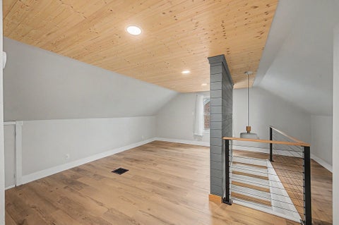 Tiny photo for 11336 S Avenue G, Chicago, IL 60617 (MLS # 12692766)