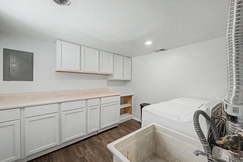 Tiny photo for 11336 S Avenue G, Chicago, IL 60617 (MLS # 12692766)