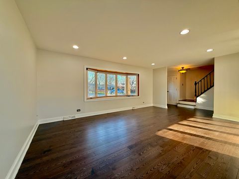 Tiny photo for 1403 S Birch Drive, Mount Prospect, IL 60056 (MLS # 12599444)