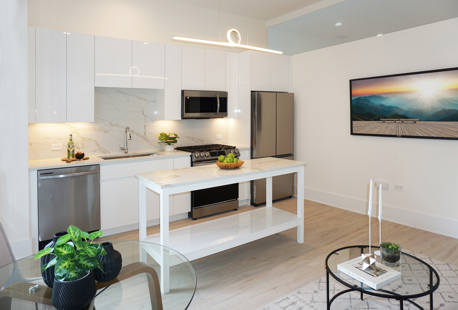 812 W Adams Street 512