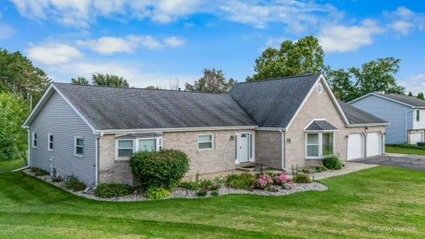 Tiny photo for 537 Erma Drive, Lake Holiday, IL 60552 (MLS # 12744717)