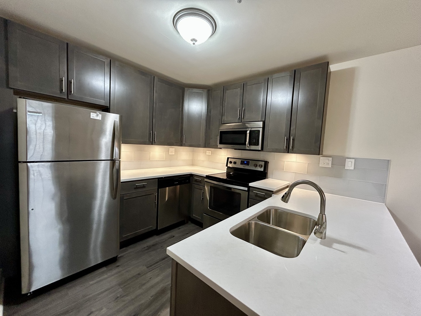 1849 Green Bay Road 2E